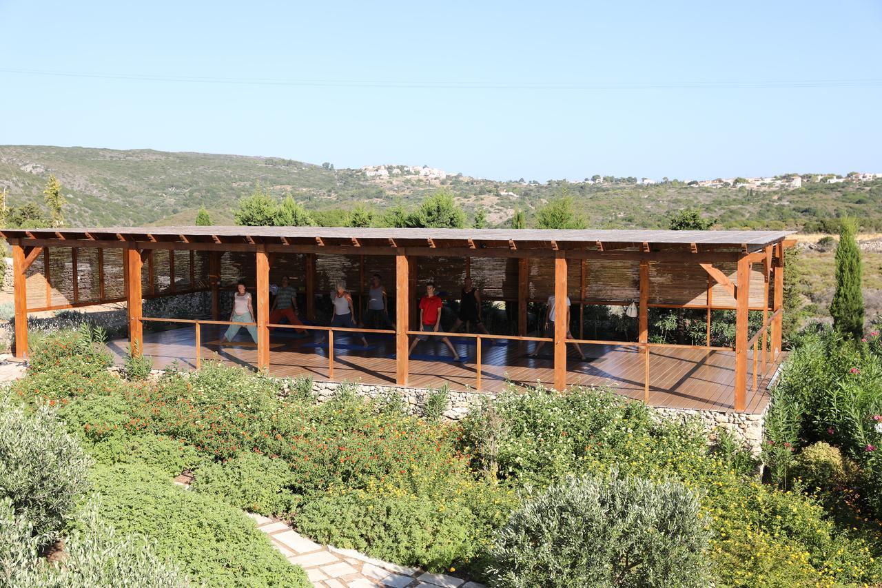 The Windmill Resort Mitata Exterior photo